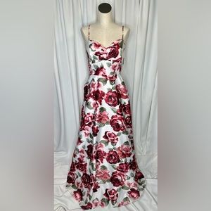 NWT gorgeous rose floral City Studio women's dress long evening size 15